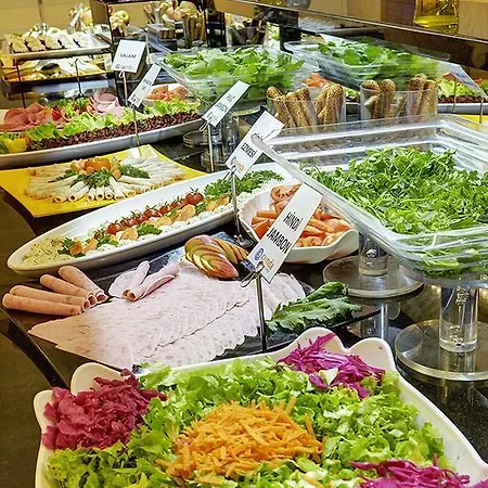 Cunda Uygulama Hotel *